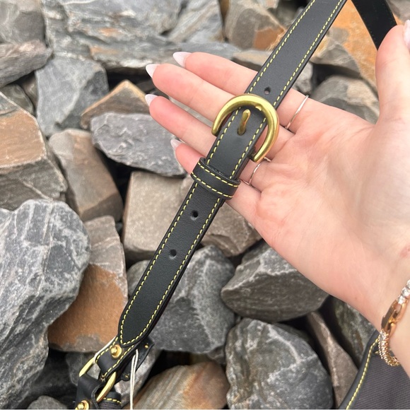 NEW Dooney & Bourke purse - Picture 3 of 10